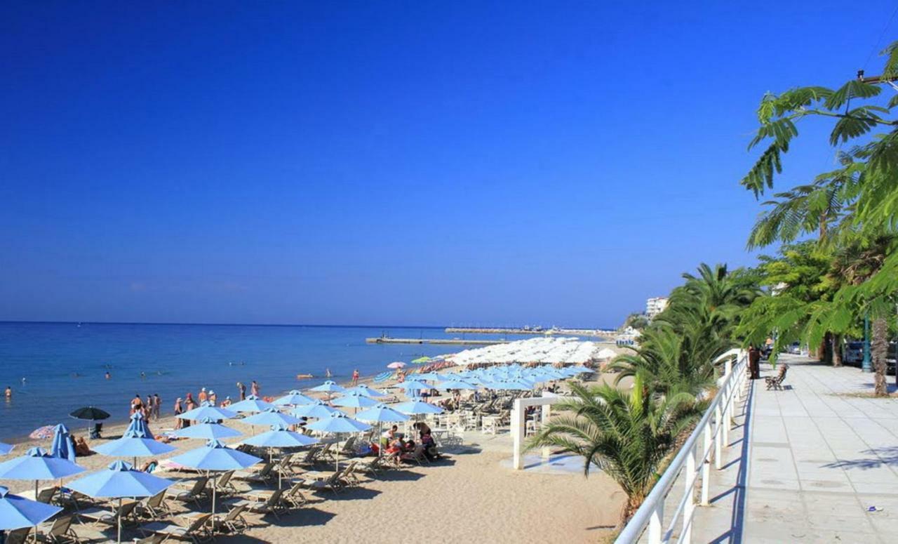 Nea Kallikrateia Sea Star Apartments Kallikratia מראה חיצוני תמונה